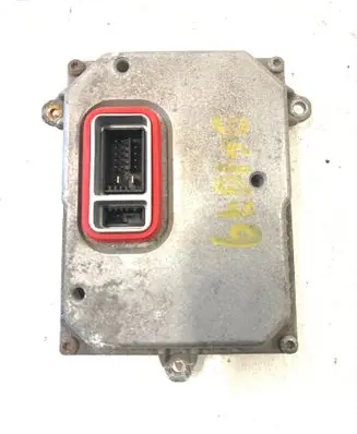 Audi A3 S3 8P Headlight ballast module Xenon 1307329115 10EEG070409