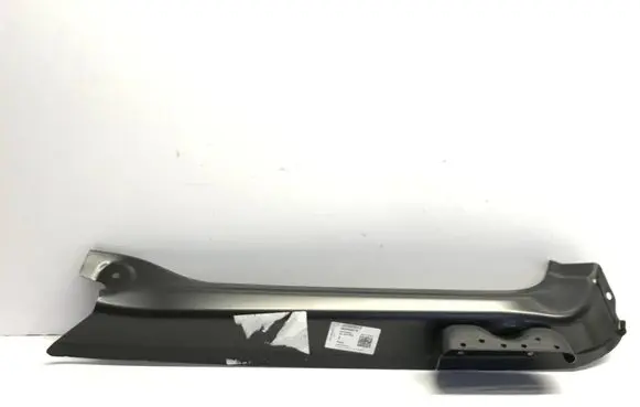 Volkswagen Tiguan Front door trim bar 5NA809641B 2408171400678 13513471RR