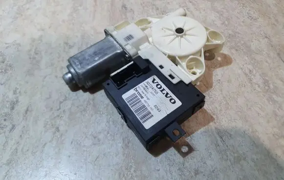 Volvo V50 Rear door window regulator motor 30724755