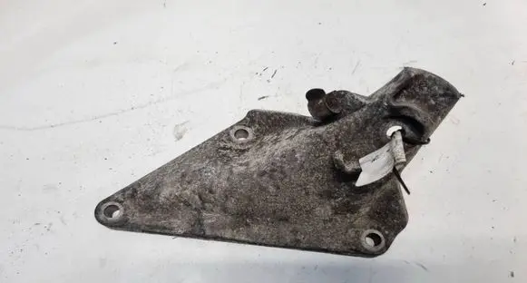 BMW 7 E65 E66 Engine mounting bracket 22116770005 13807410