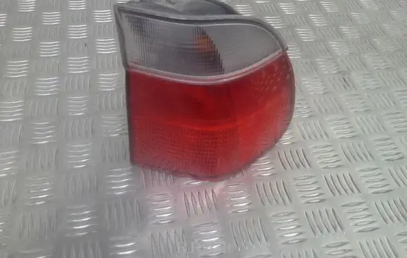BMW 5 E39 Rear/tail lights 2496322