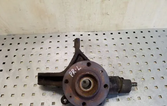 Peugeot 307 Front wheel hub
