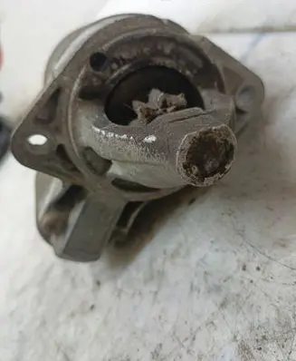 Hyundai Accent Starter motor M3T32592