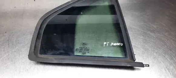 Ford Mondeo Mk III Rear side window