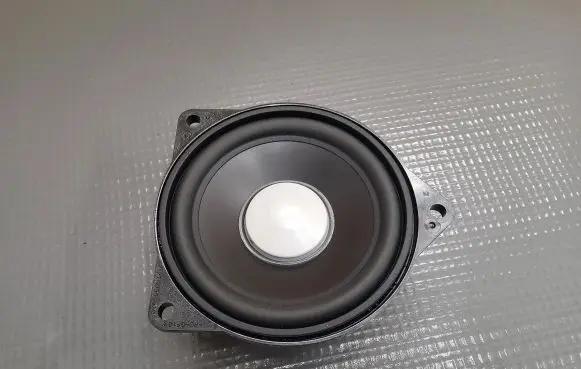 BMW M5 F90 Parcel shelf speaker 65139368383 8927016802A 61928910