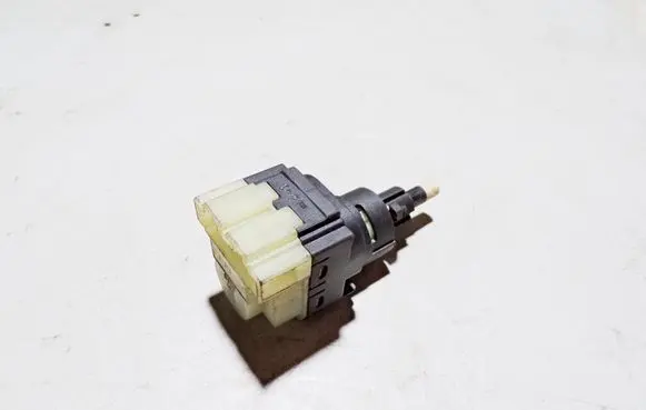 Audi A4 S4 B6 8E 8H Brake pedal sensor switch 1K2945511C