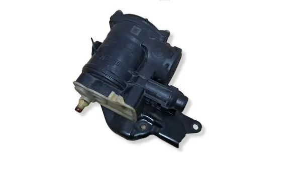 BMW 5 G30 G31 G38 Oil breather separator 8597276