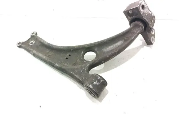 Volkswagen PASSAT B6 Front lower control arm/wishbone 3C0407153B