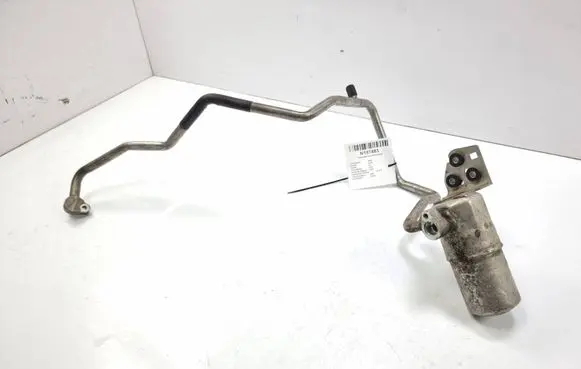 Audi A2 Air conditioning (A/C) pipe/hose 8Z0820193B