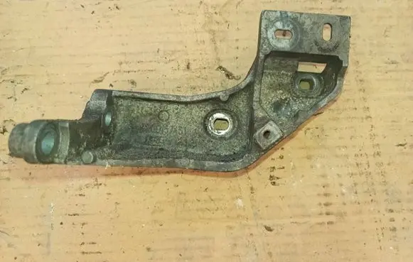 Renault Espace - Grand espace IV Engine mounting bracket 8200157461