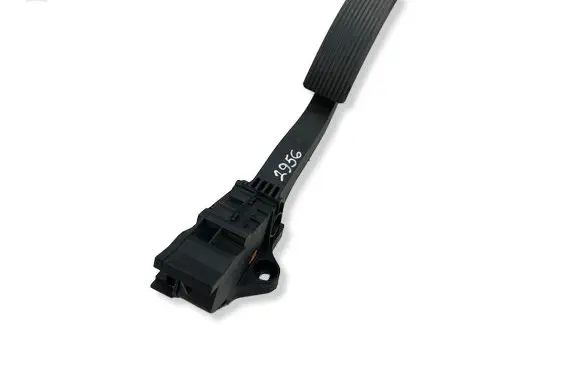 Mercedes-Benz CLA C117 X117 W117 Accelerator throttle pedal A2463001404