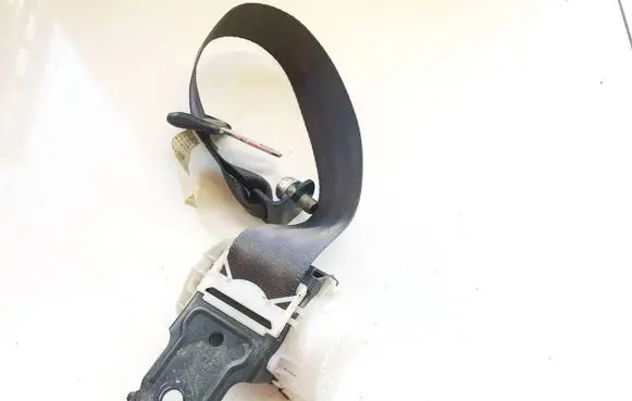Mitsubishi Lancer X Rear seatbelt h073811 527771