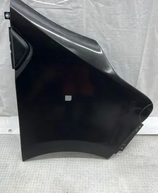Opel Vivaro Fender