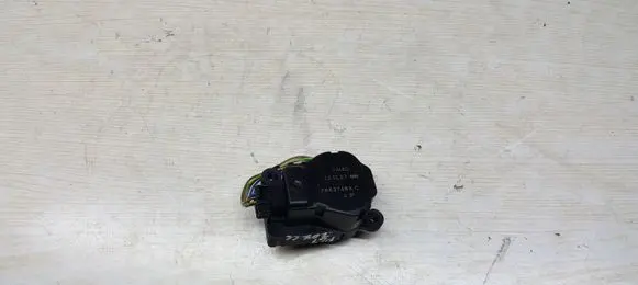 Peugeot 207 CC Air flap motor/actuator 221207 F663746XC