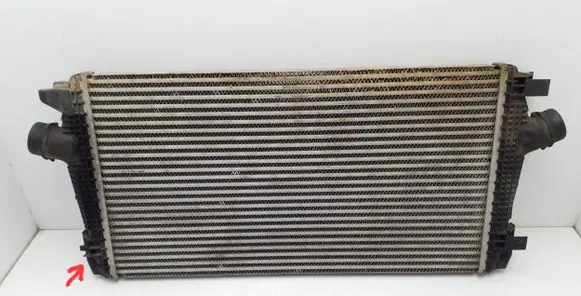 Opel Zafira C Intercooler radiator 13267647