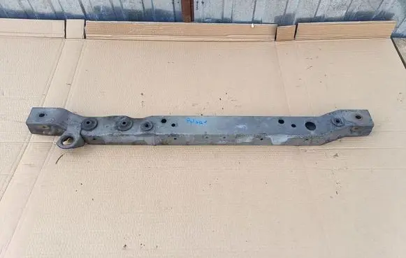 Nissan Pulsar Bottom radiator support slam panel 