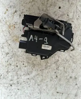 Audi A4 S4 B6 8E 8H Rear door lock 8E0839016C