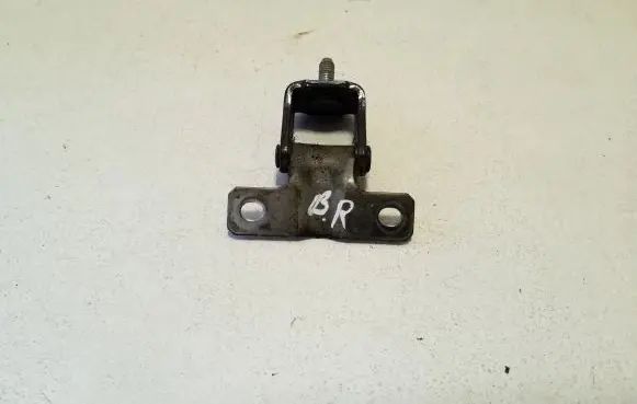 Mitsubishi Outlander Tailgate/trunk/boot hinge