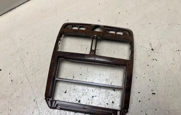 Peugeot 307 Radio/GPS head unit trim 9634505077