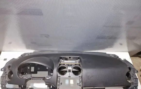 Mitsubishi Colt Dashboard 32872000