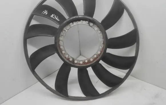 Audi A4 S4 B5 8D Fan impeller 058121301B