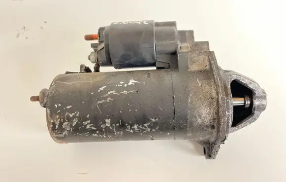 Opel Zafira A Starter motor