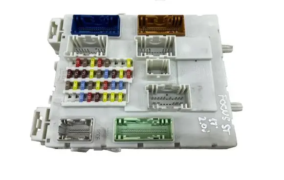 Ford Focus ST Fuse box set GV6T14A073EF F1FT-14014-AG F1FT-14014-AGC