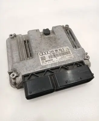 Audi A3 S3 8P Engine control unit/module 03G906056S 03G906021AB 0281015208