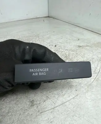 Volkswagen Golf Sportsvan Passenger airbag on/off switch 510919234