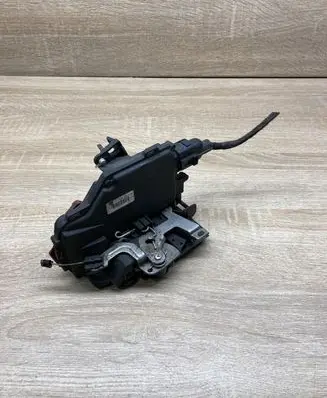 Volkswagen Touran I Rear door lock 7L0839016 1J0973714 RIGHTSIDE