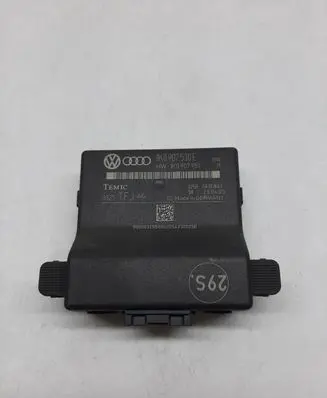 Volkswagen Golf V Gateway control module 1K0907530E