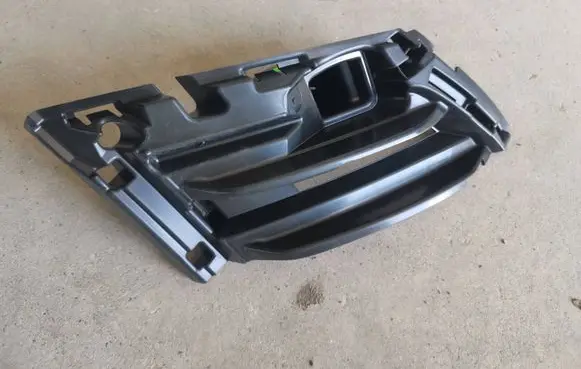 Skoda Octavia Mk3 (5E) Front bumper mounting bracket 5E0807723A