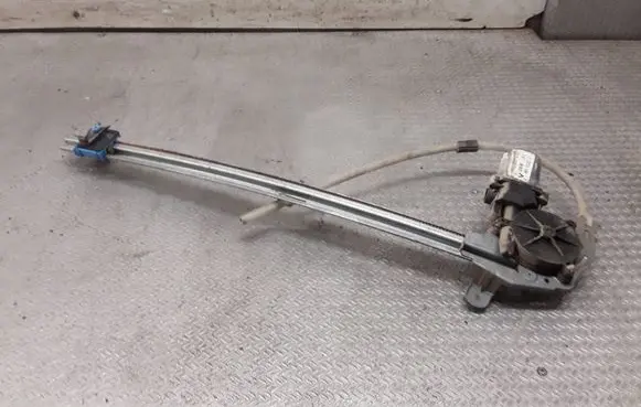 Renault Espace - Grand espace IV Rear door window regulator with motor 820001791
