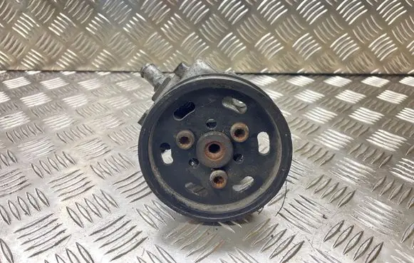 Seat Exeo (3R) Power steering pump 8EO145155N