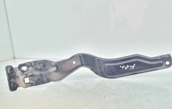 Mercedes-Benz C W204 Headlight/headlamp mounting bracket PP204620593