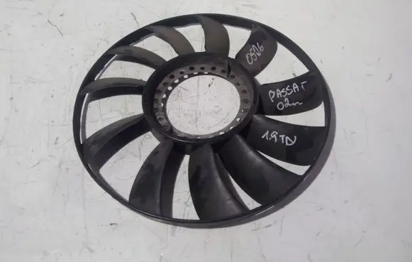 Volkswagen PASSAT B5.5 Fan impeller 058121301B