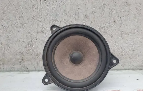 Audi A4 S4 B5 8D Front door speaker 8D0035411A