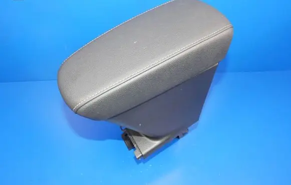 Opel Corsa F Armrest