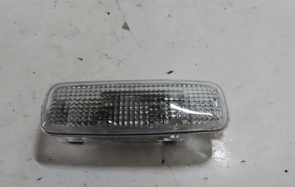 Audi A6 S6 C6 4F Other interior light 4D0947105A 4E0947105