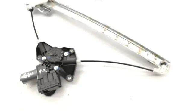 Toyota Yaris XP210 Front door electric window regulator 85720K0020