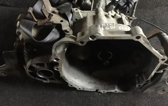 Mitsubishi Carisma Manual 5 speed gearbox KF5M421F8A4