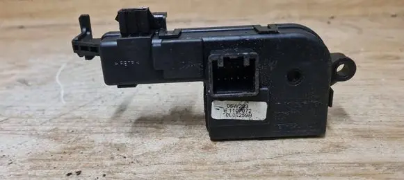 Volvo V70 Sunroof control unit/module 30716817