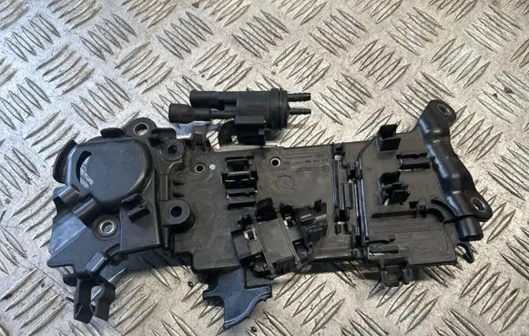 Mercedes-Benz E W213 Other engine bay part A6541592200