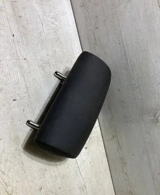 Skoda Octavia Mk3 (5E) Rear seat headrest 