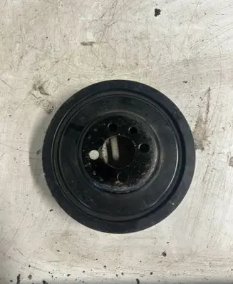 Volkswagen Golf V Crankshaft pulley 03g105243