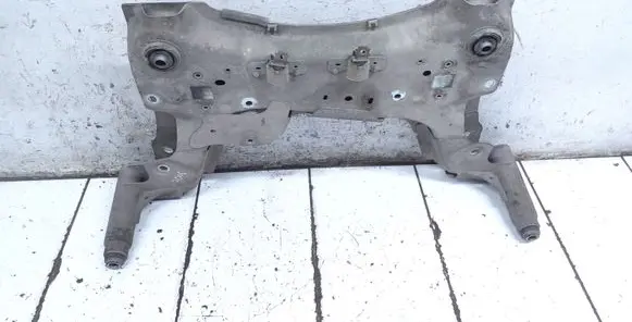 Renault Megane III Front subframe