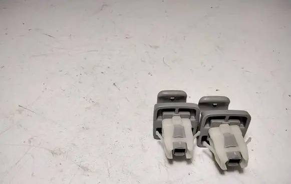Sun visor clip/hook/bracket