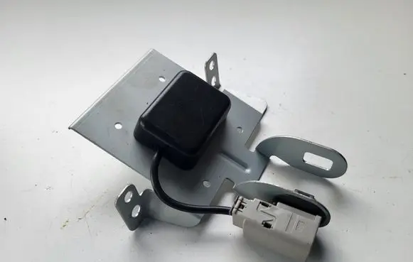 Honda CR-V Aerial GPS antenna