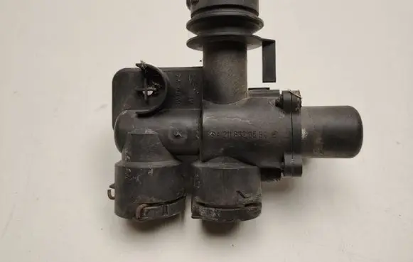 Mercedes-Benz E W211 Electric auxiliary coolant/water pump A2118320584