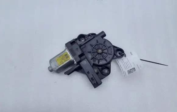 Volvo S80 Front door window regulator motor 970715101